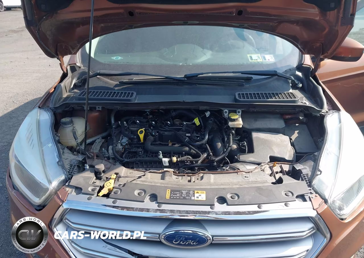 2017 Ford Escape Se VIN:1FMCU9GD7HUA57133 - 10