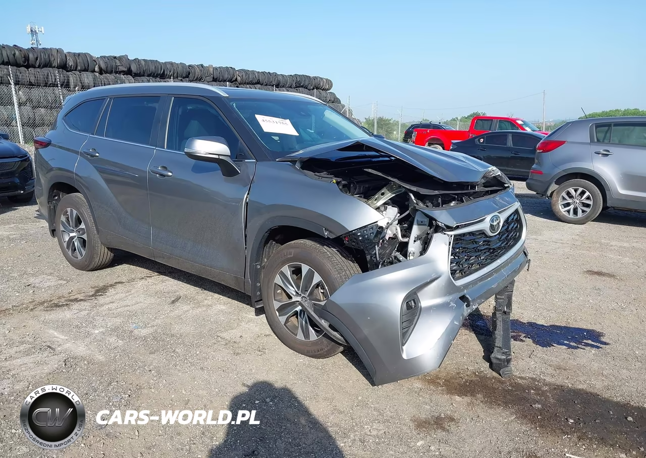 2025 Toyota Highlander Xle