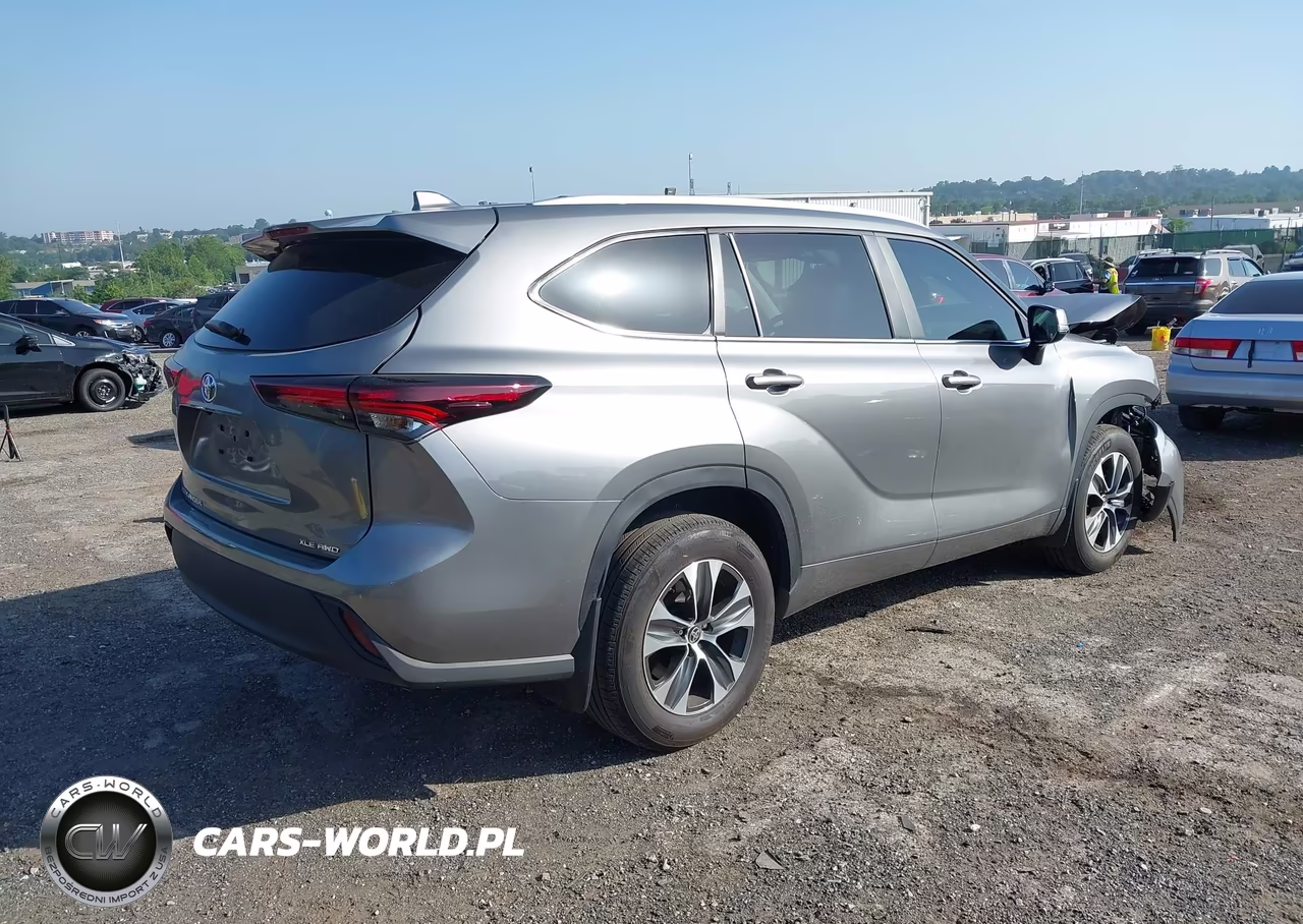 2025 Toyota Highlander Xle VIN:5TDKDRBH4SS581443 - 4