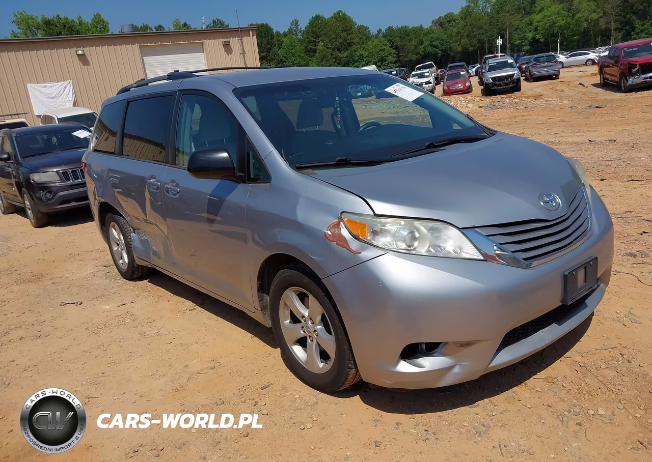 2015 Toyota Sienna Le 8 Passenger – zdjęcie 1 z 16