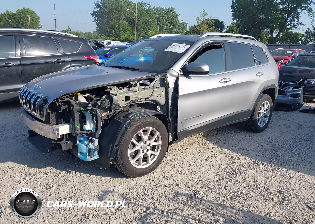 2017 Jeep Cherokee Latitude 4X4 VIN:1C4PJMCB5HW649169 - 2