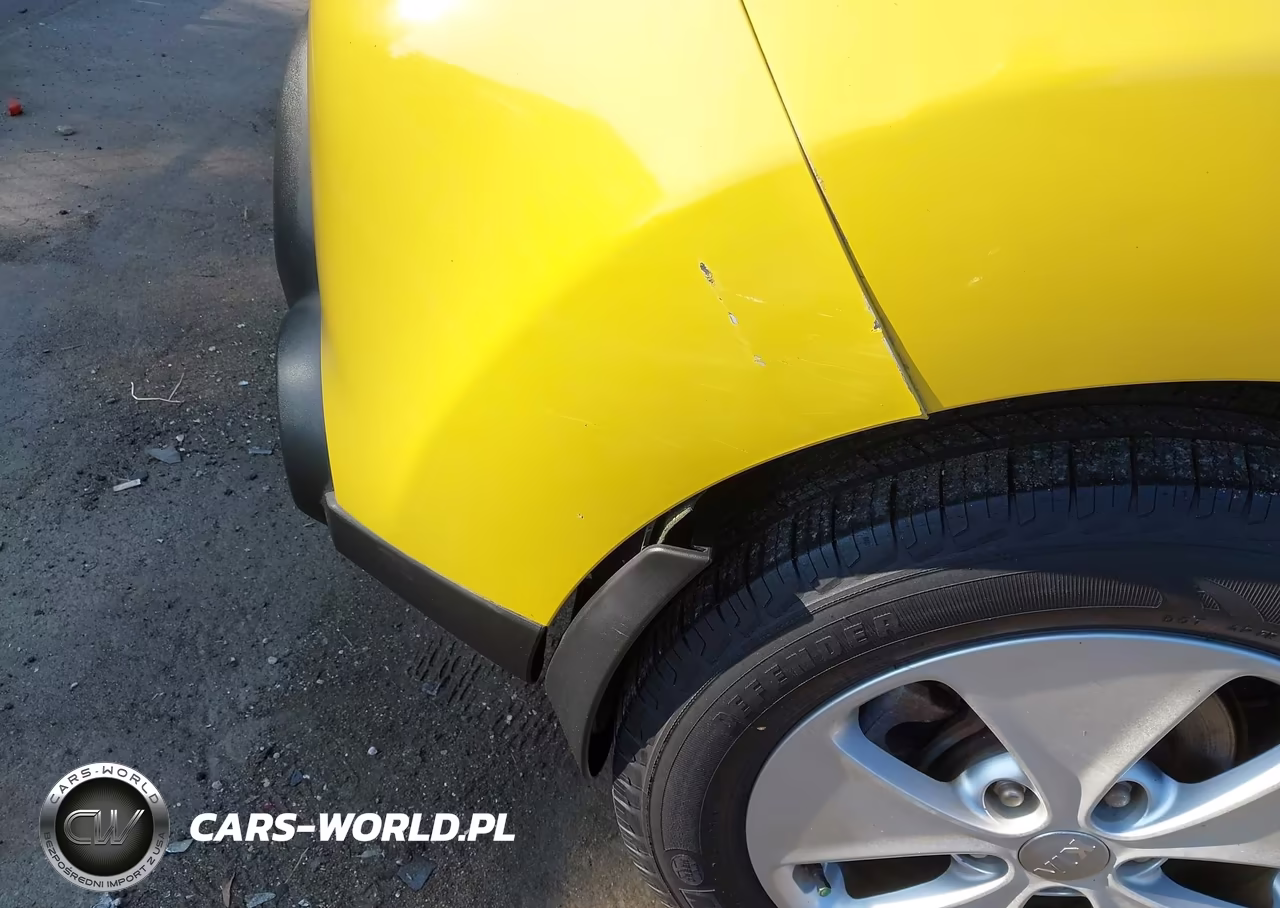 2014 Kia Soul + VIN:KNDJP3A53E7046884 - 12