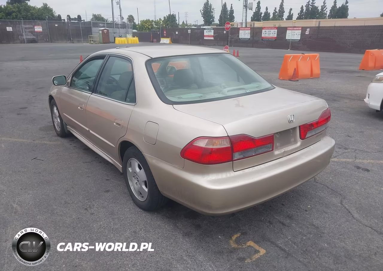 2001 Honda Accord 3.0 Ex VIN:1HGCG16551A013843 - 3