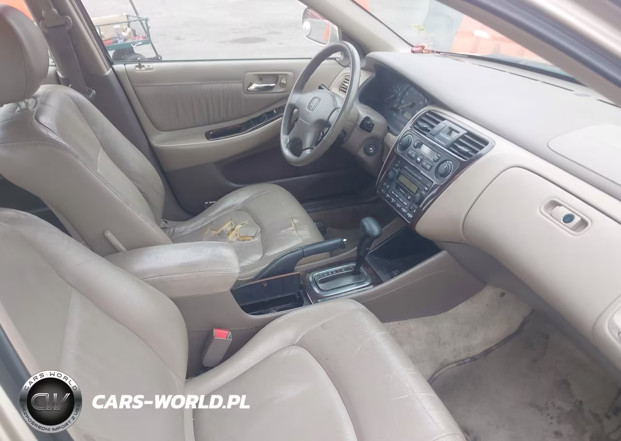 2001 Honda Accord 3.0 Ex VIN:1HGCG16551A013843 - 5