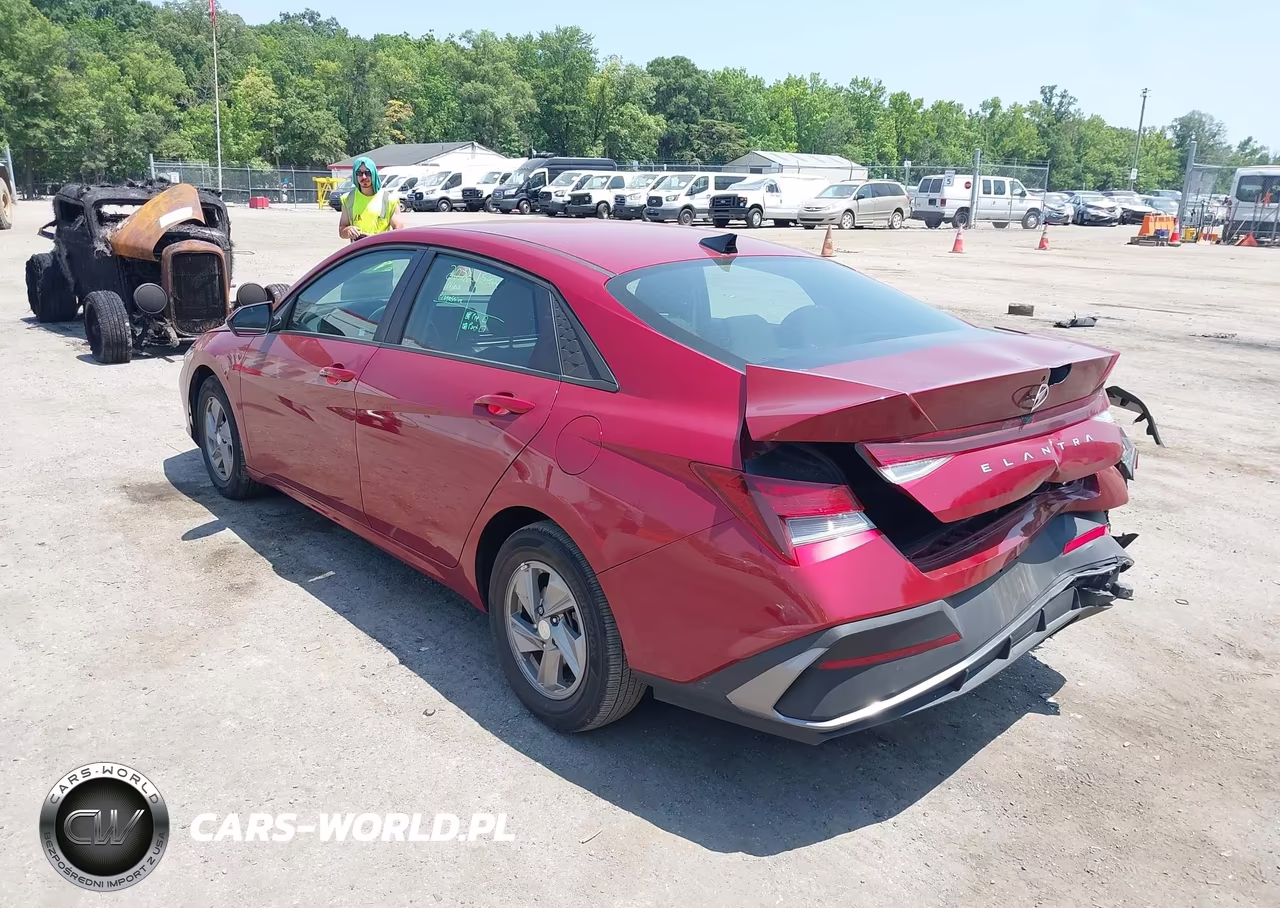 2025 Hyundai Elantra Se VIN:KMHLL4DG8SU856818 - 3