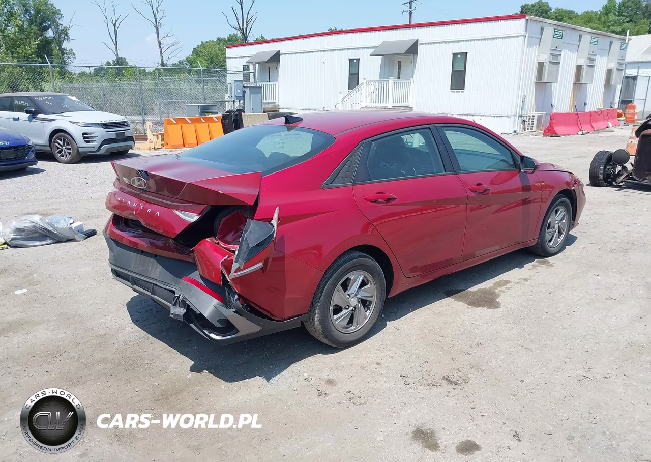2025 Hyundai Elantra Se VIN:KMHLL4DG8SU856818 - 4