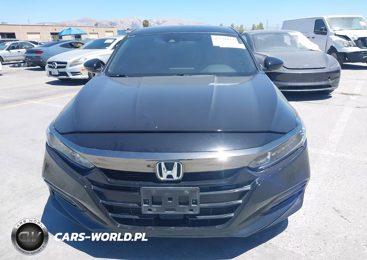 2018 Honda Accord Sport VIN:1HGCV1F30JA096098 - 12