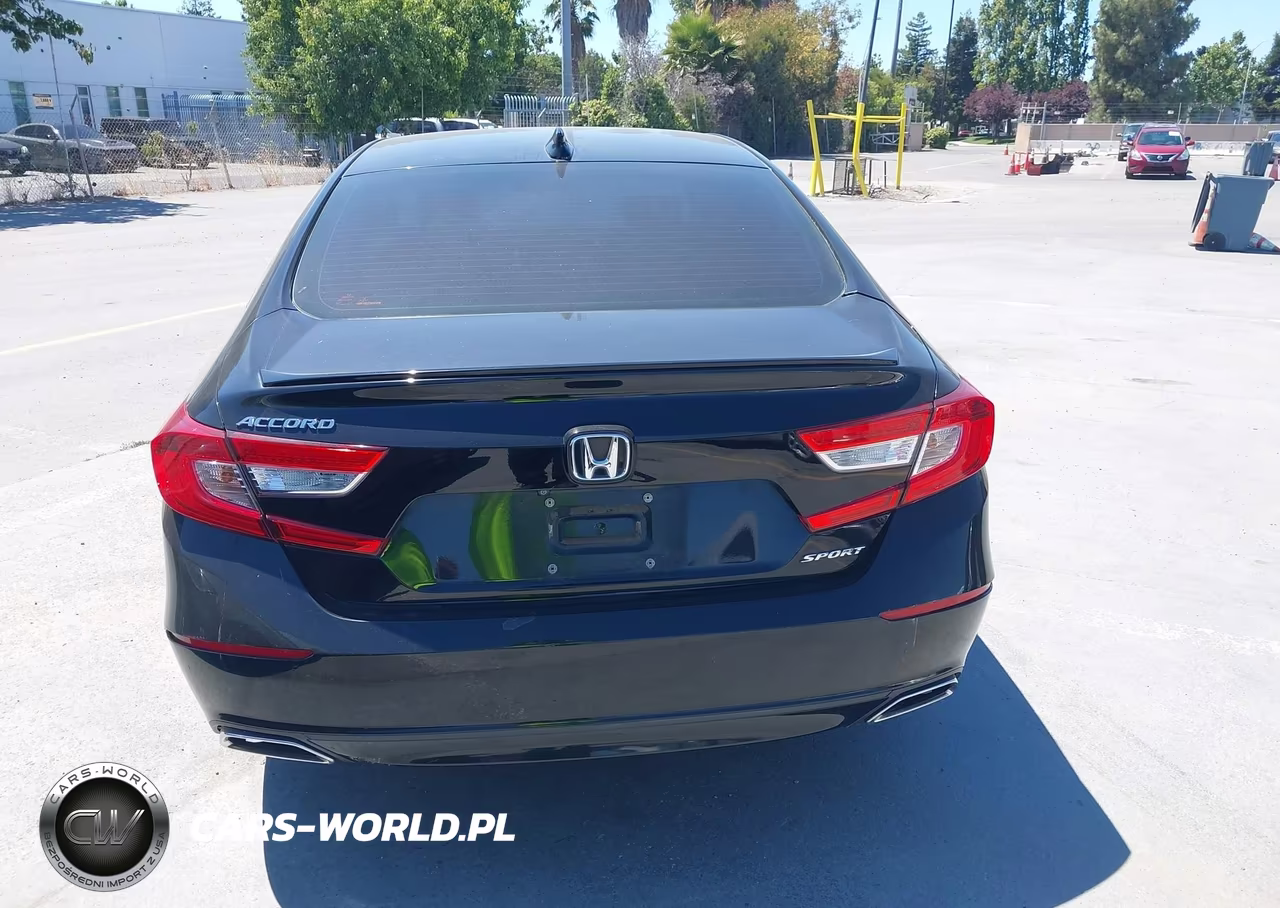 2018 Honda Accord Sport VIN:1HGCV1F30JA096098 - 16