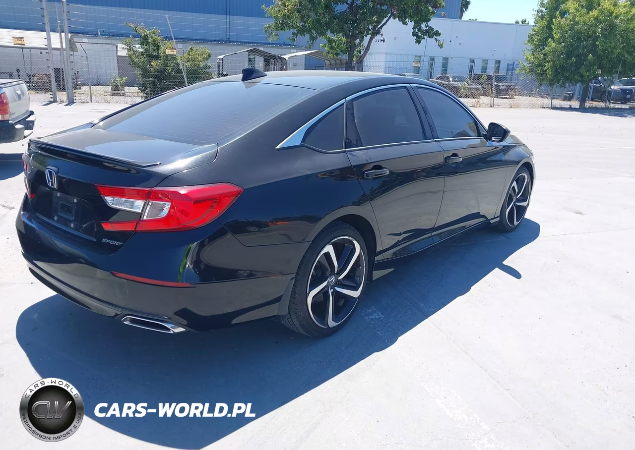 2018 Honda Accord Sport VIN:1HGCV1F30JA096098 - 4