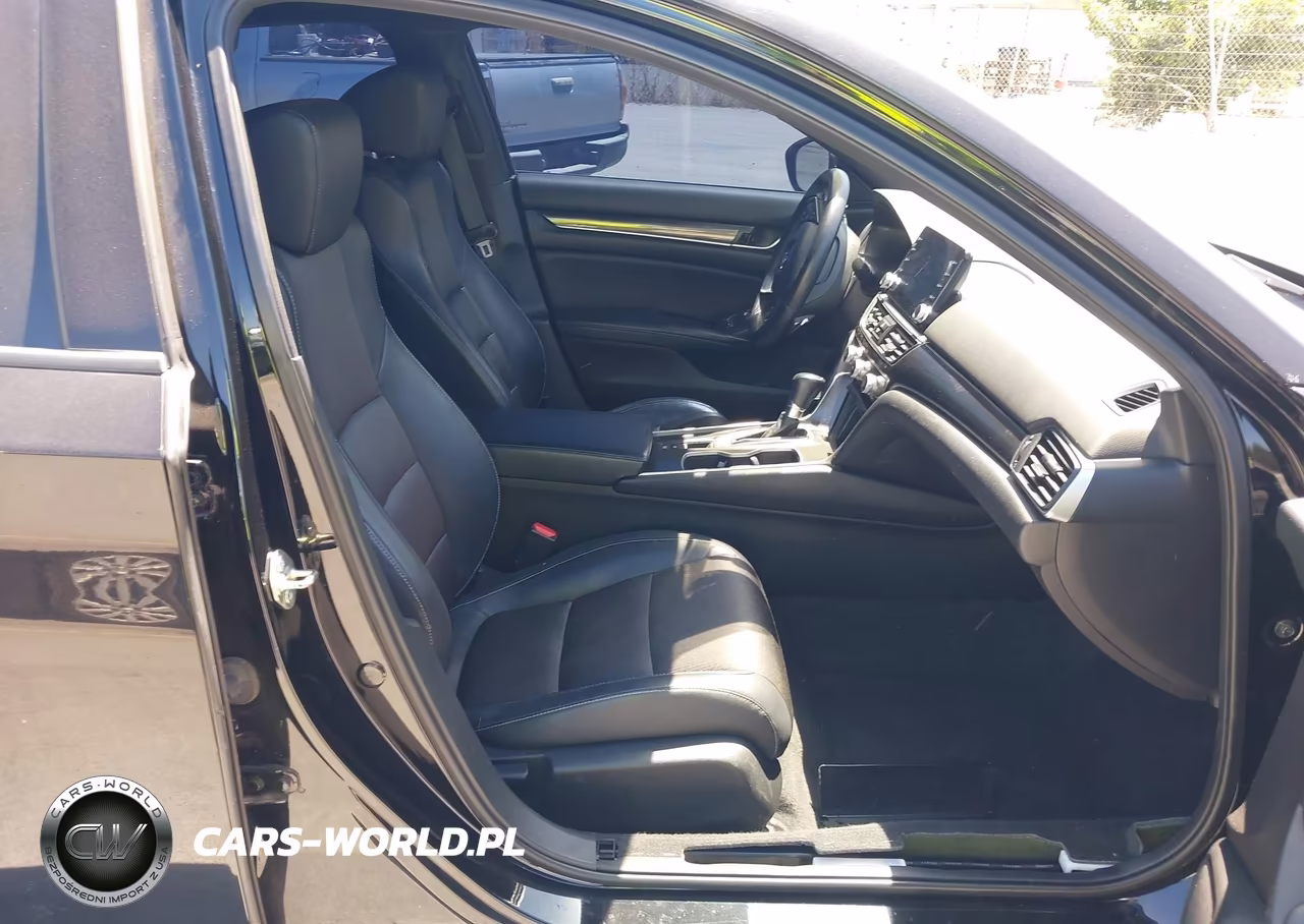 2018 Honda Accord Sport VIN:1HGCV1F30JA096098 - 5