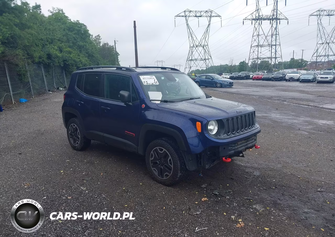 2016 Jeep Renegade Trailhawk – zdjęcie 1 z 16