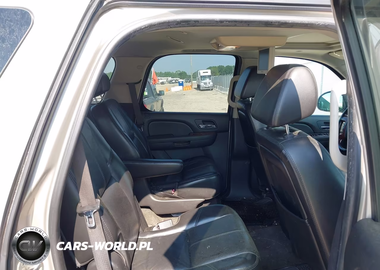 2007 Chevrolet Tahoe Lt VIN:1GNFK13047R245760 - 8