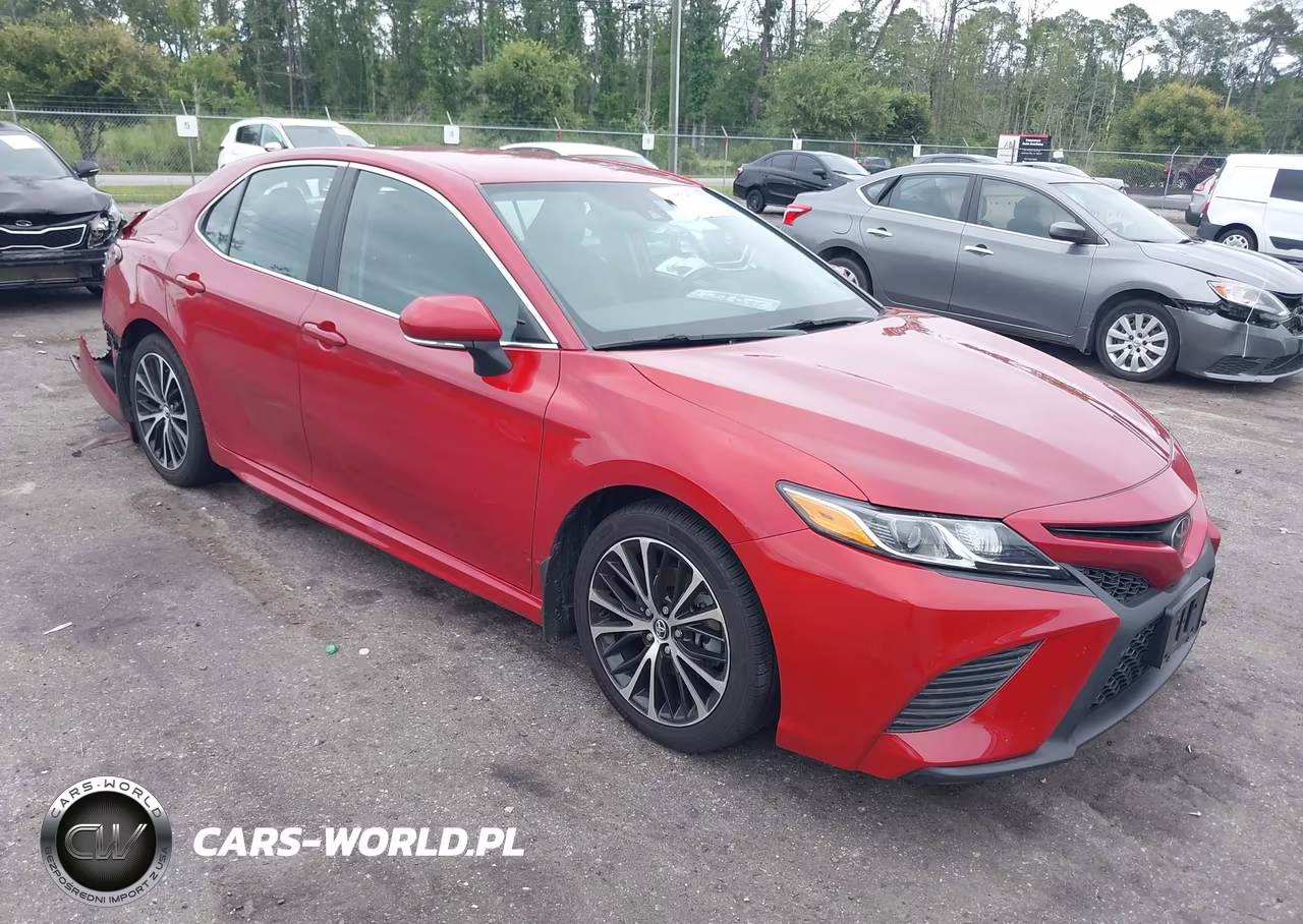2020 Toyota Camry Se – zdjęcie 1 z 16