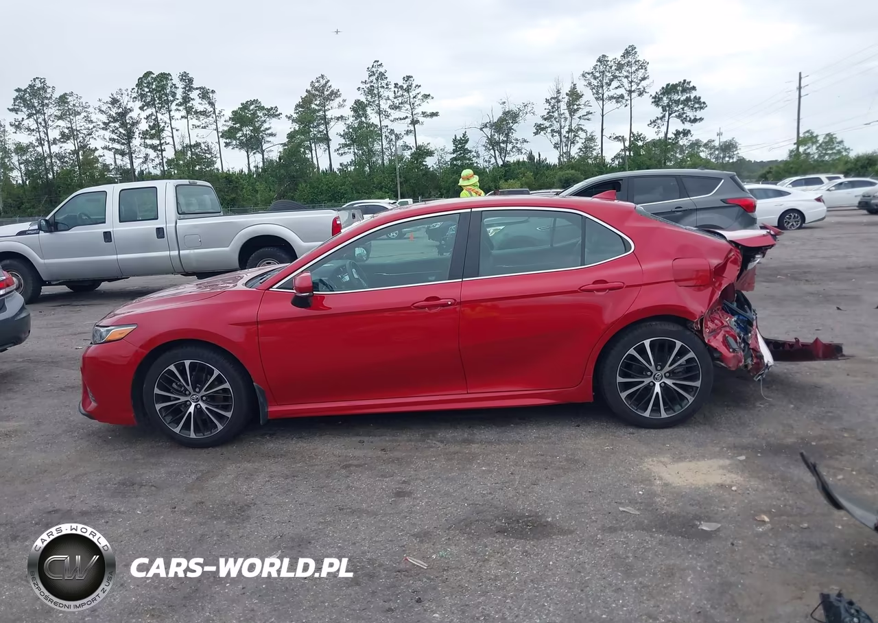2020 Toyota Camry Se VIN:4T1M11AKXLU316681 - 14
