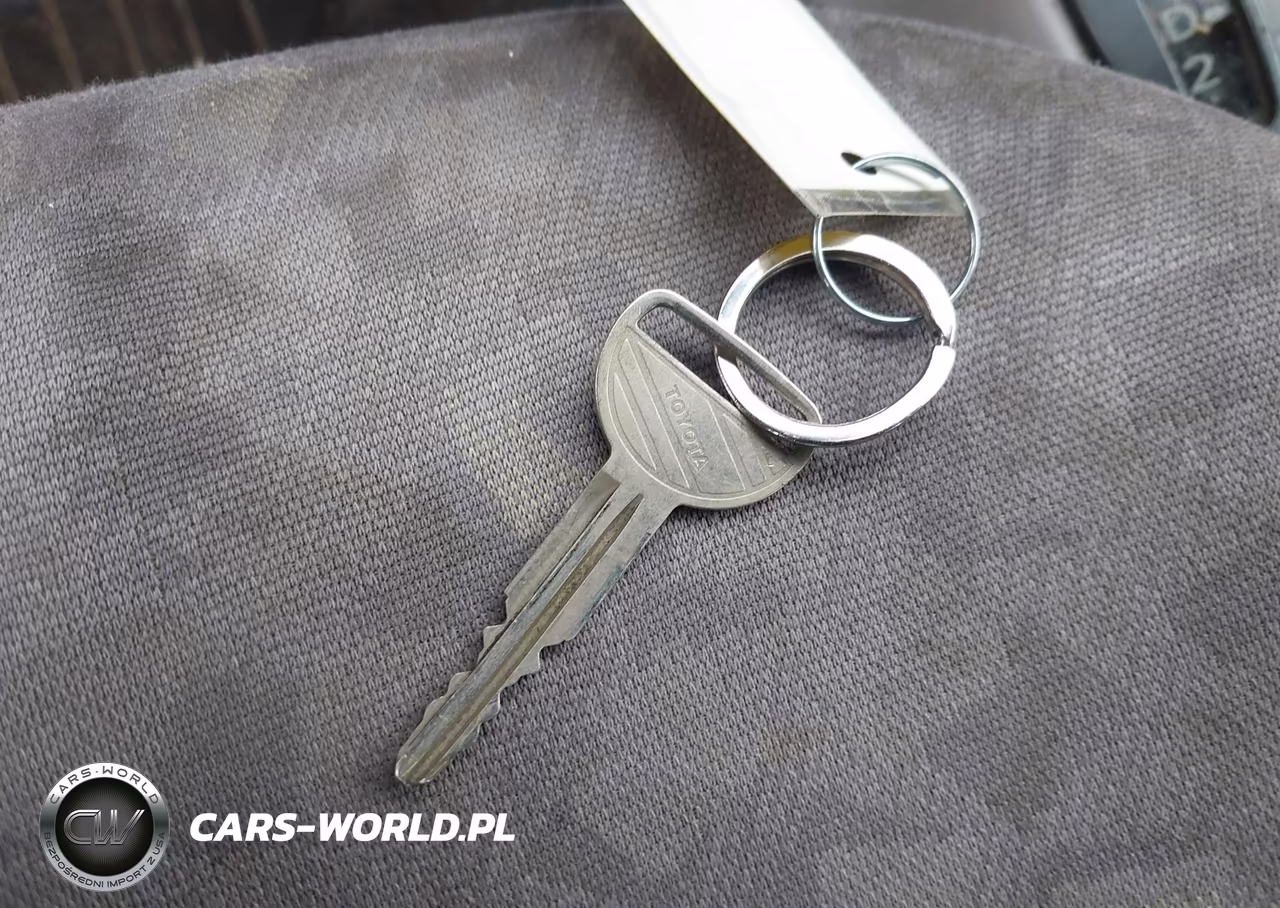 2000 Toyota Echo VIN:JTDAT1231Y5004422 - 11