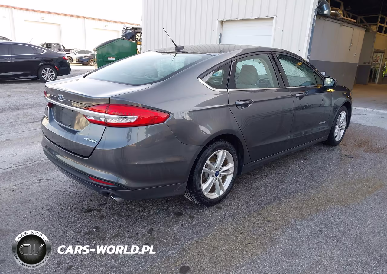 2018 Ford Fusion Hybrid S VIN:3FA6P0UU8JR279109 - 4