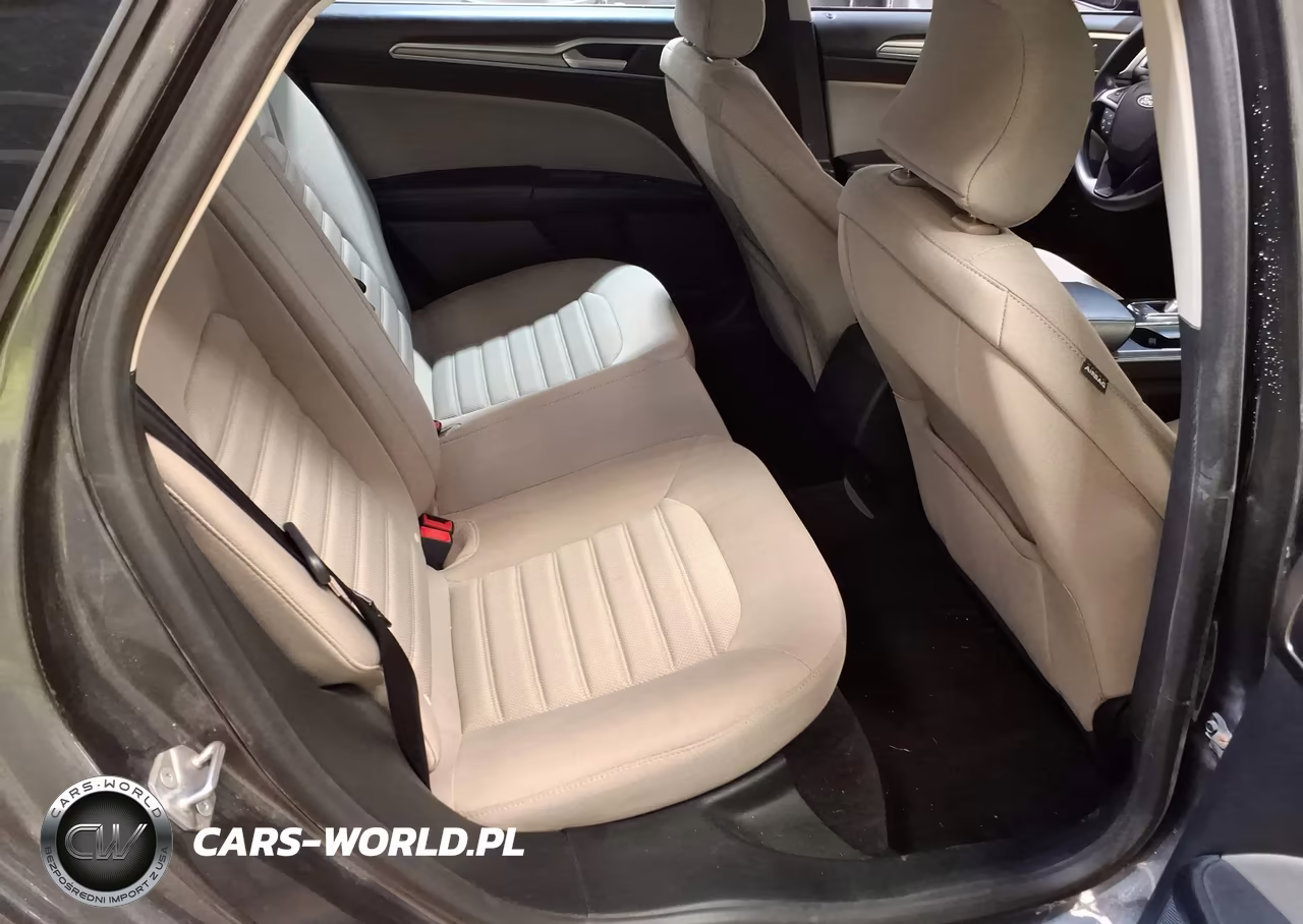 2018 Ford Fusion Hybrid S VIN:3FA6P0UU8JR279109 - 8