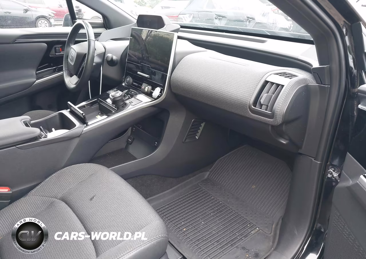 2023 Toyota Bz4X Xle VIN:JTMABACA8PA038752 - 5