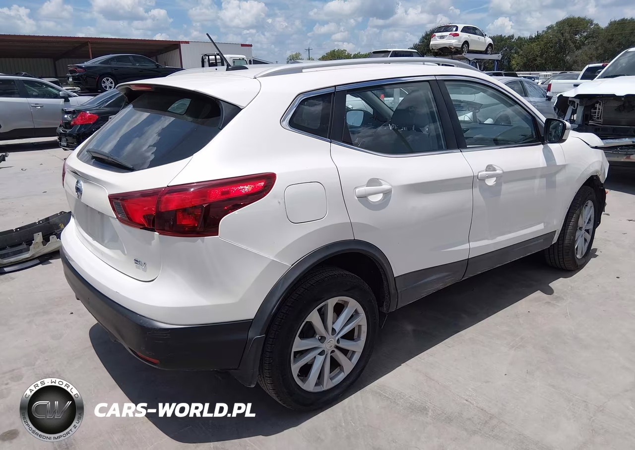 2018 Nissan Rogue Sport Sv VIN:JN1BJ1CP4JW187135 - 4