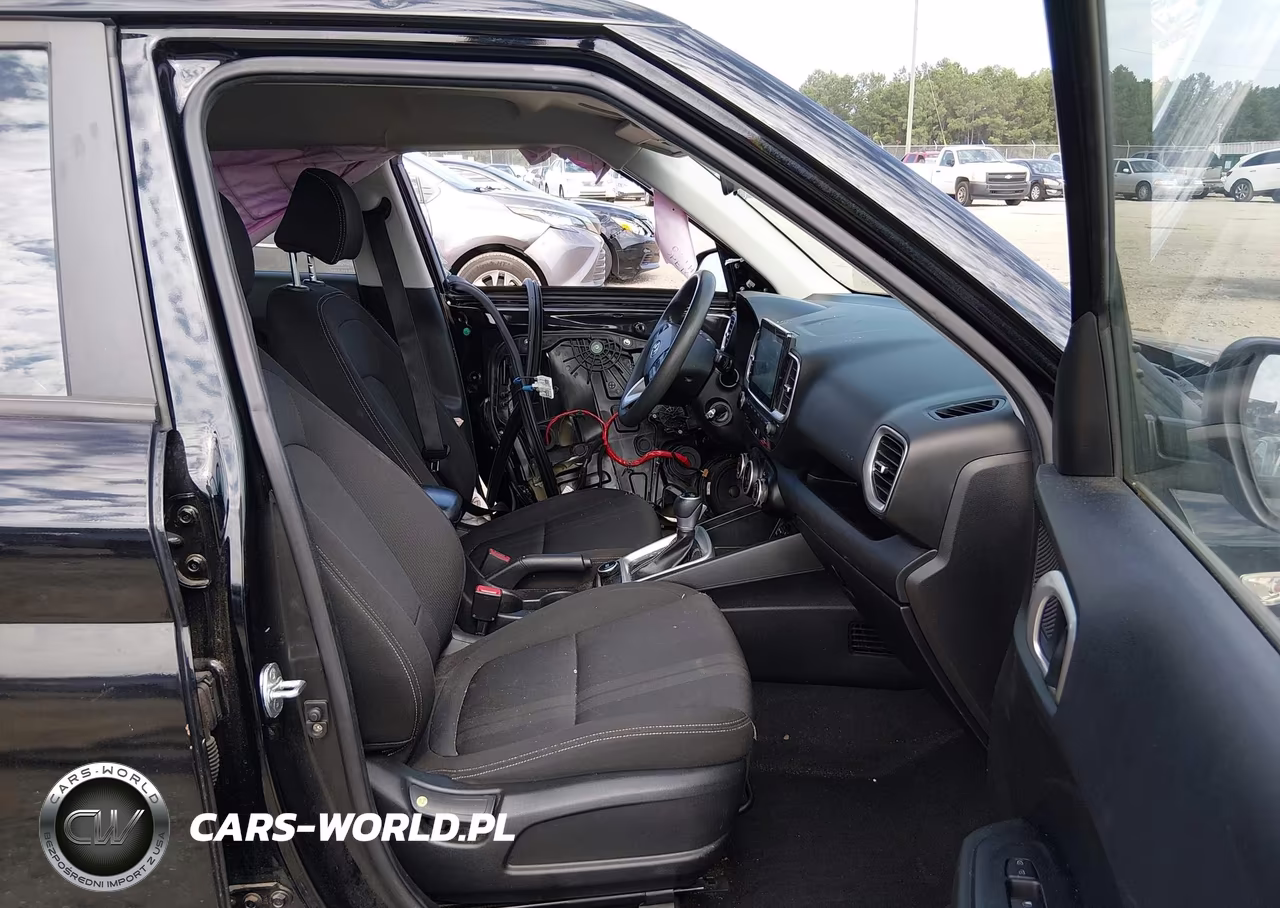 2020 Hyundai Venue Sel VIN:KMHRC8A34LU022551 - 5