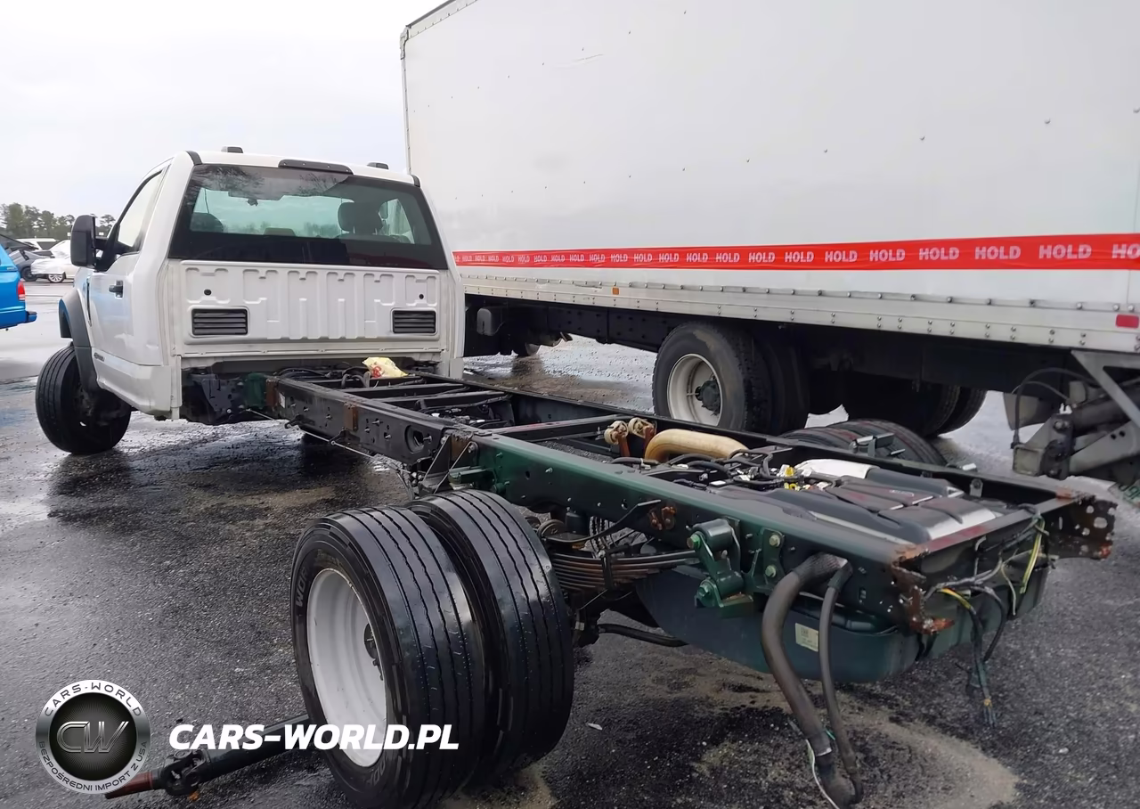 2022 Ford F-550 Chassis Xl VIN:1FDUF5GT9NEE55237 - 3