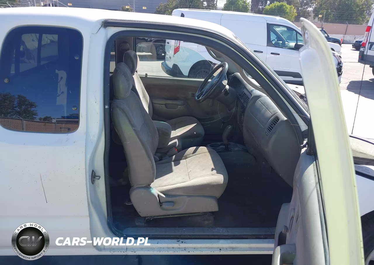 2004 Toyota Tacoma VIN:5TEVL52N64Z461390 - 5