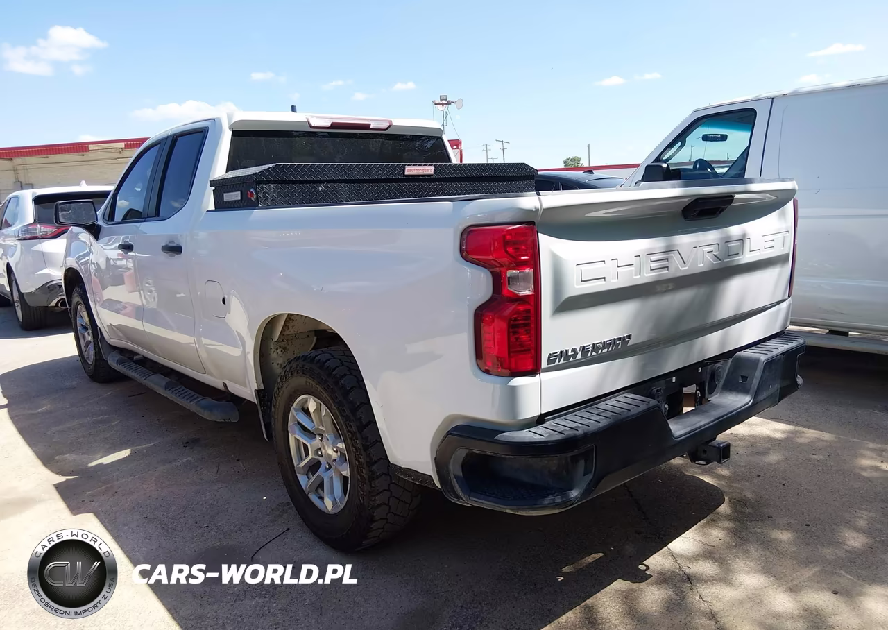 2023 Chevrolet Silverado 1500 VIN:1GCRDAED9PZ133827 - 3