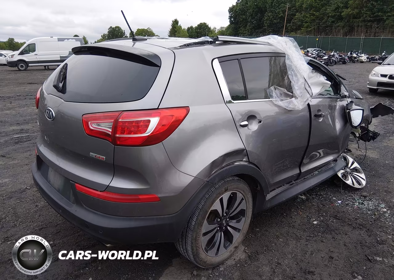 2011 Kia Sportage Sx VIN:KNDPC3A69B7162472 - 4