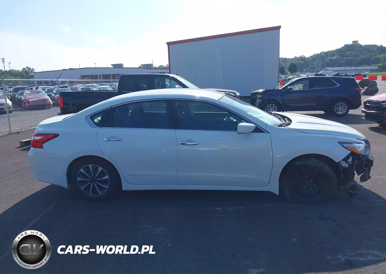 2017 Nissan Altima 2.5 S VIN:1N4AL3AP2HC296535 - 14