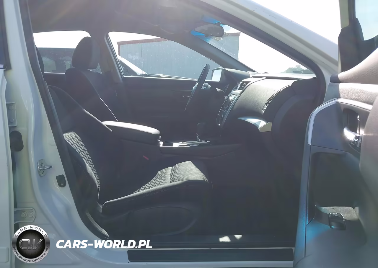 2017 Nissan Altima 2.5 S VIN:1N4AL3AP2HC296535 - 5