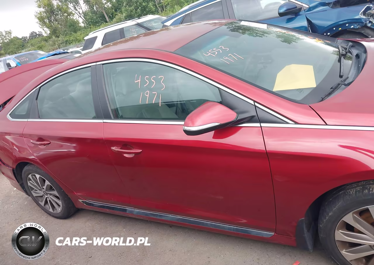 2016 Hyundai Sonata Sport VIN:5NPE34AF3GH416354 - 13