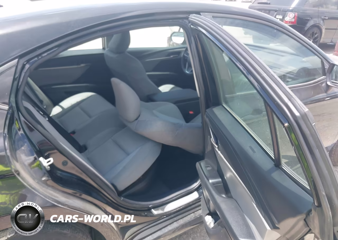 2025 Toyota Camry Xse VIN:4T1DAACKXSU614370 - 8