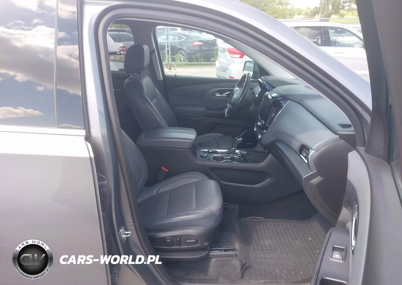 2018 Chevrolet Traverse Premier VIN:1GNEVJKW3JJ244551 - 5