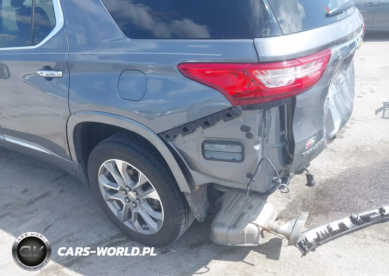 2018 Chevrolet Traverse Premier VIN:1GNEVJKW3JJ244551 - 6