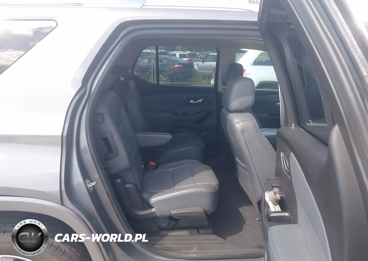 2018 Chevrolet Traverse Premier VIN:1GNEVJKW3JJ244551 - 8