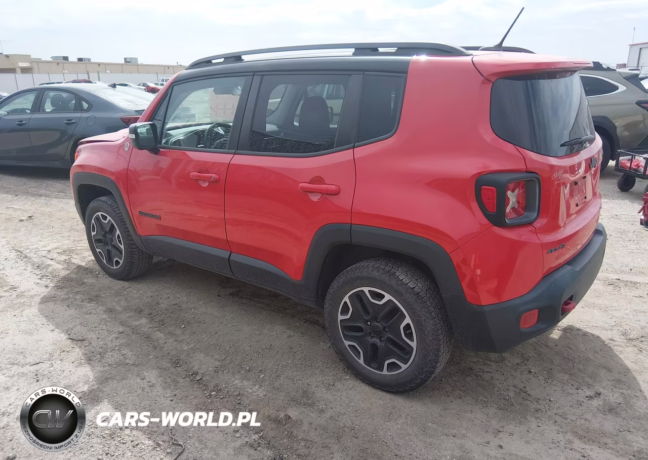 2015 Jeep Renegade Trailhawk VIN:ZACCJBCTXFPB49451 - 3
