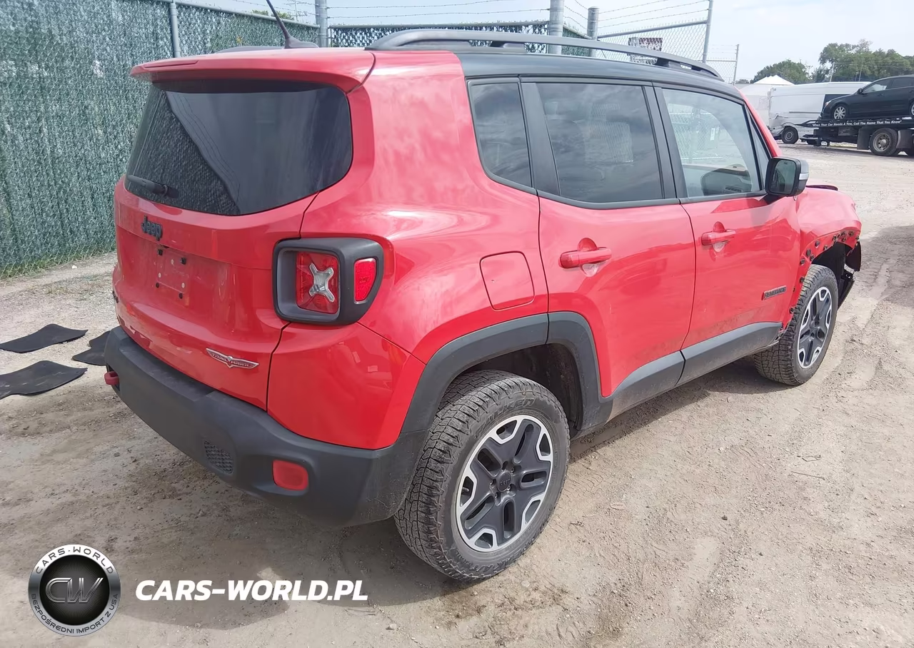 2015 Jeep Renegade Trailhawk VIN:ZACCJBCTXFPB49451 - 4