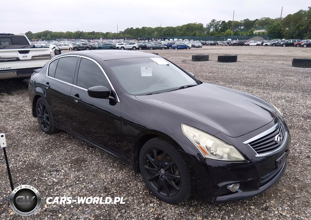 2013 Infiniti G37X – zdjęcie 1 z 17