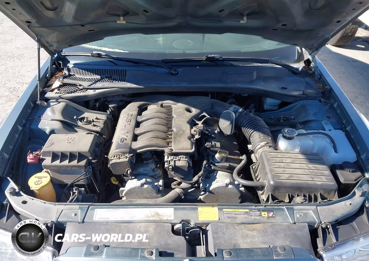 2005 Chrysler 300 Touring VIN:2C3AA53GX5H512699 - 10