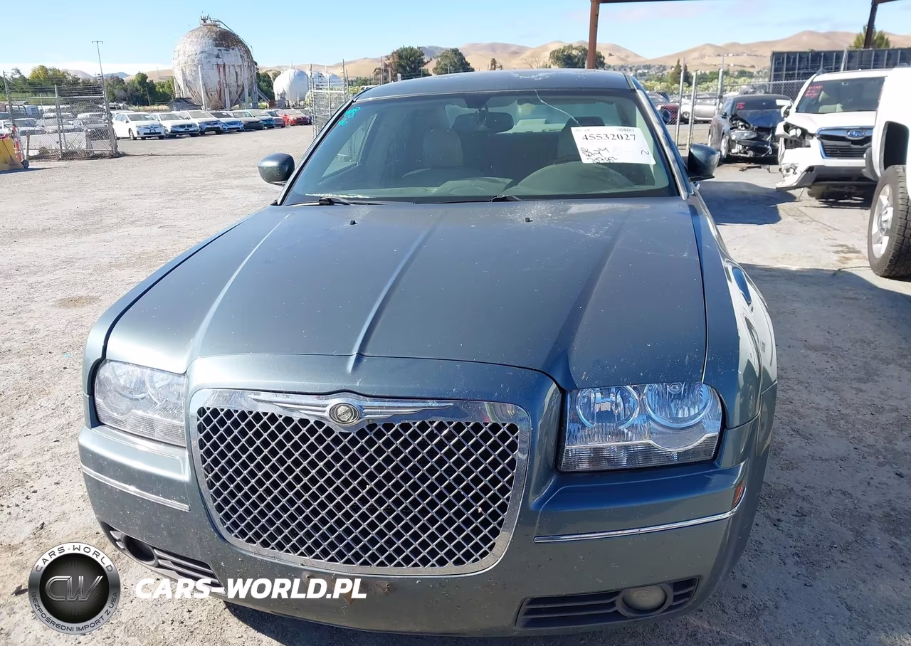 2005 Chrysler 300 Touring VIN:2C3AA53GX5H512699 - 12