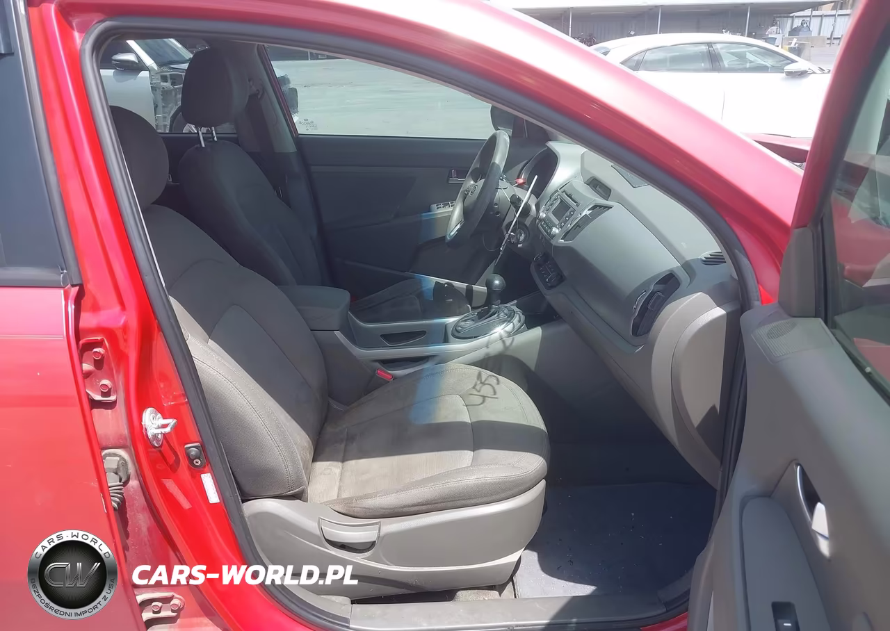 2012 Kia Sportage Lx VIN:KNDPB3A24C7330102 - 5
