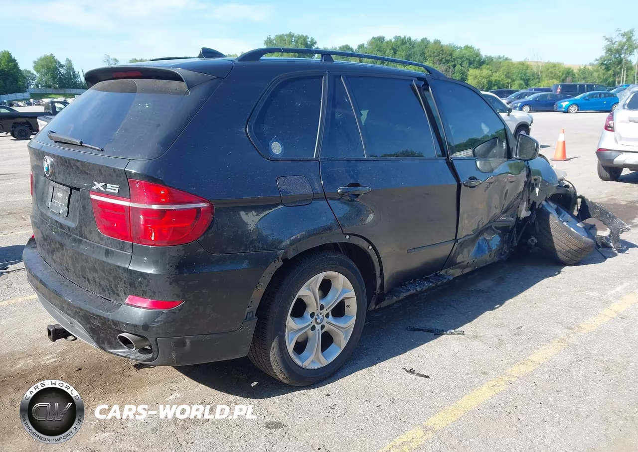 2012 BMW X5 xDrive35D VIN:5UXZW0C53CL672150 - 4