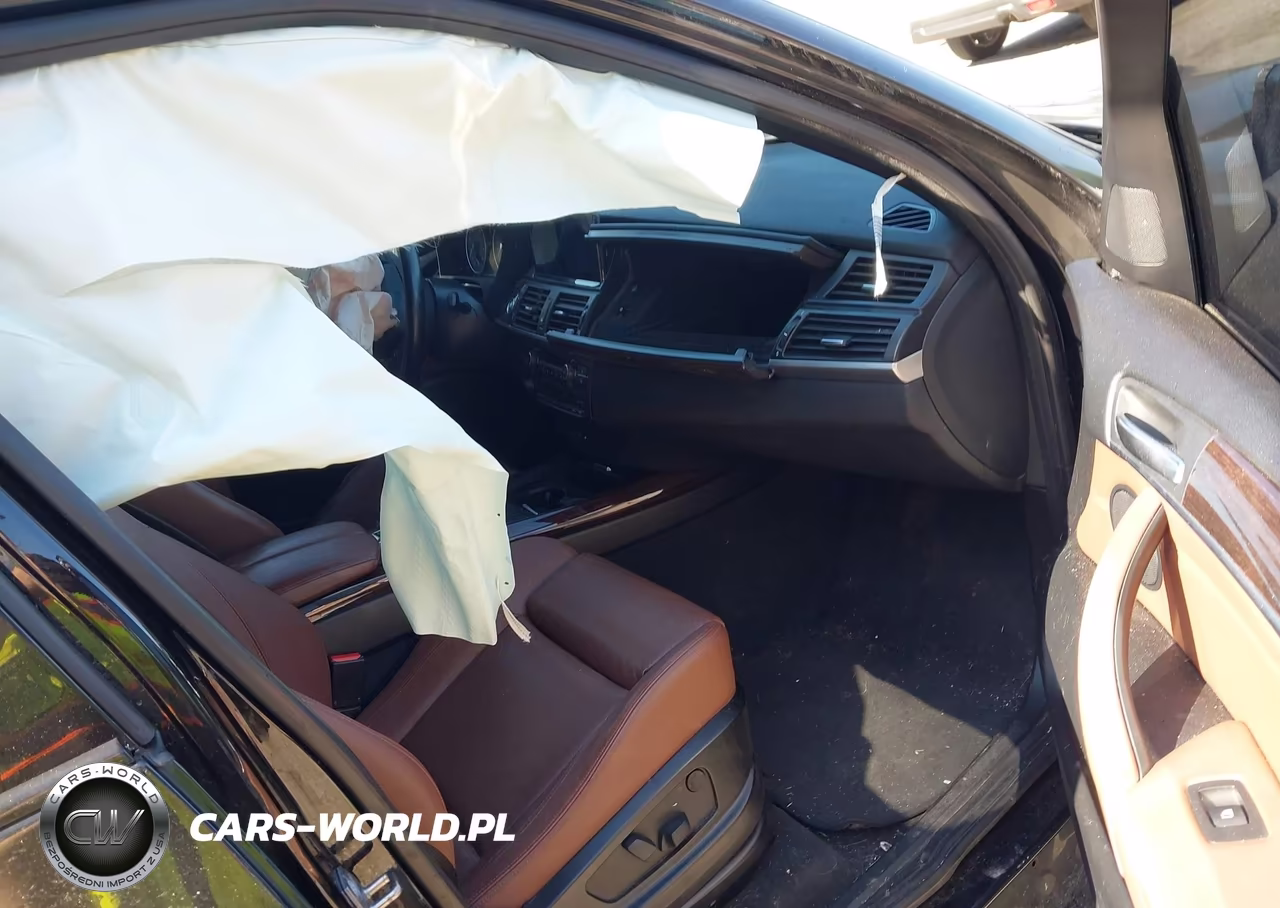2012 BMW X5 xDrive35D VIN:5UXZW0C53CL672150 - 5