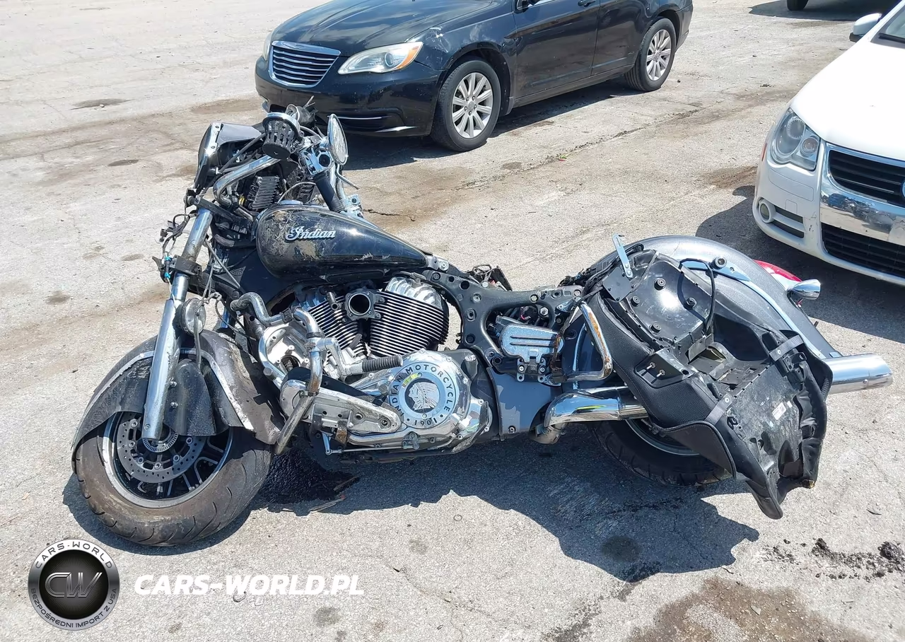 2017 Indian Motorcycle Co. Roadmaster VIN:56KTRAAA9H3355866 - 13