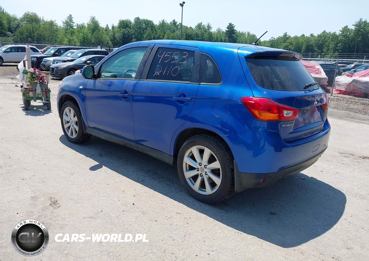 2015 Mitsubishi Outlander Sport Es VIN:4A4AR3AU2FE057110 - 3