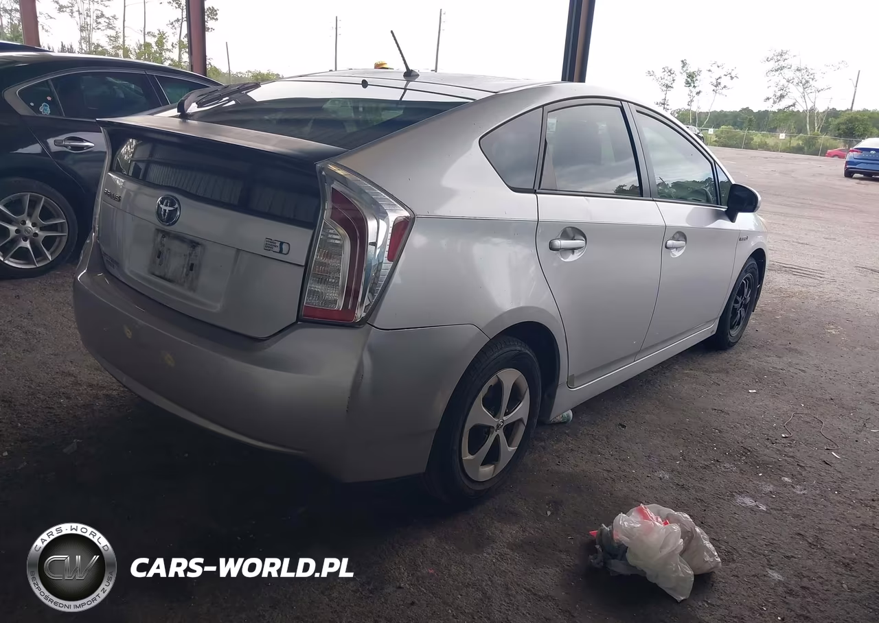 2012 Toyota Prius Two VIN:JTDKN3DU5C1479992 - 4