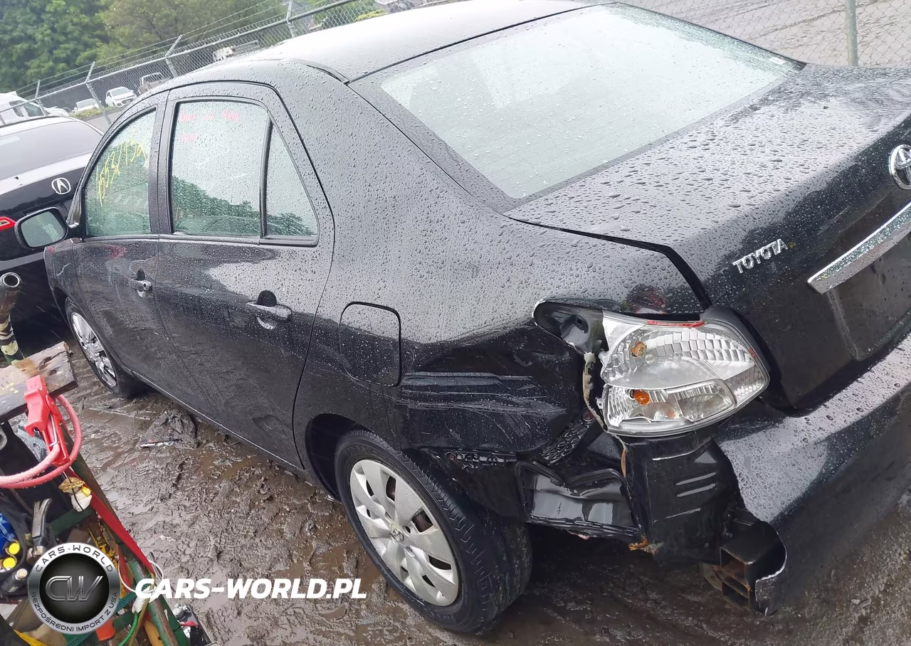 2010 Toyota Yaris VIN:JTDBT4K3XA1367322 - 3