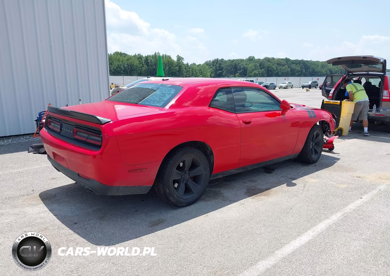2017 Dodge Challenger Sxt VIN:2C3CDZAG2HH635878 - 4