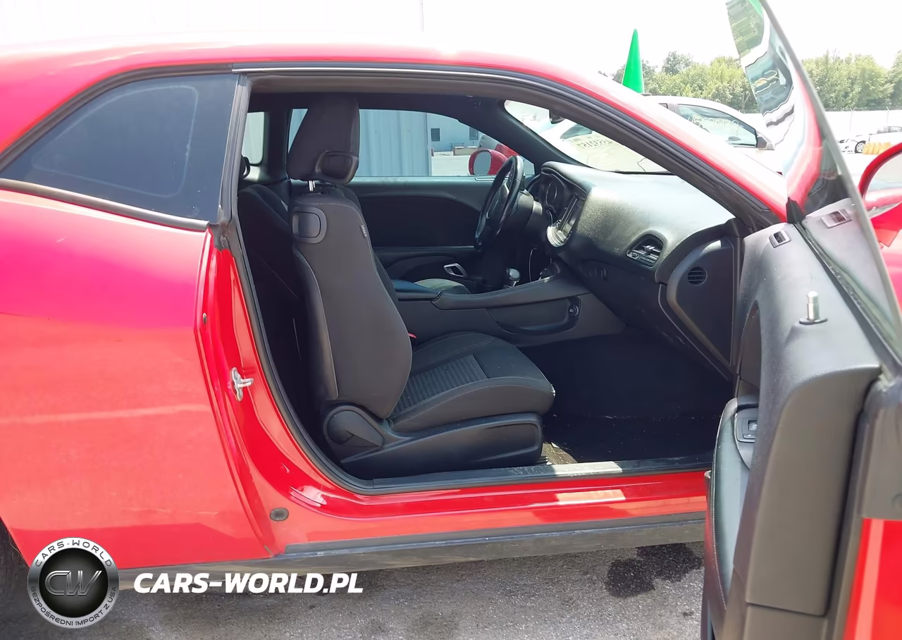 2017 Dodge Challenger Sxt VIN:2C3CDZAG2HH635878 - 5