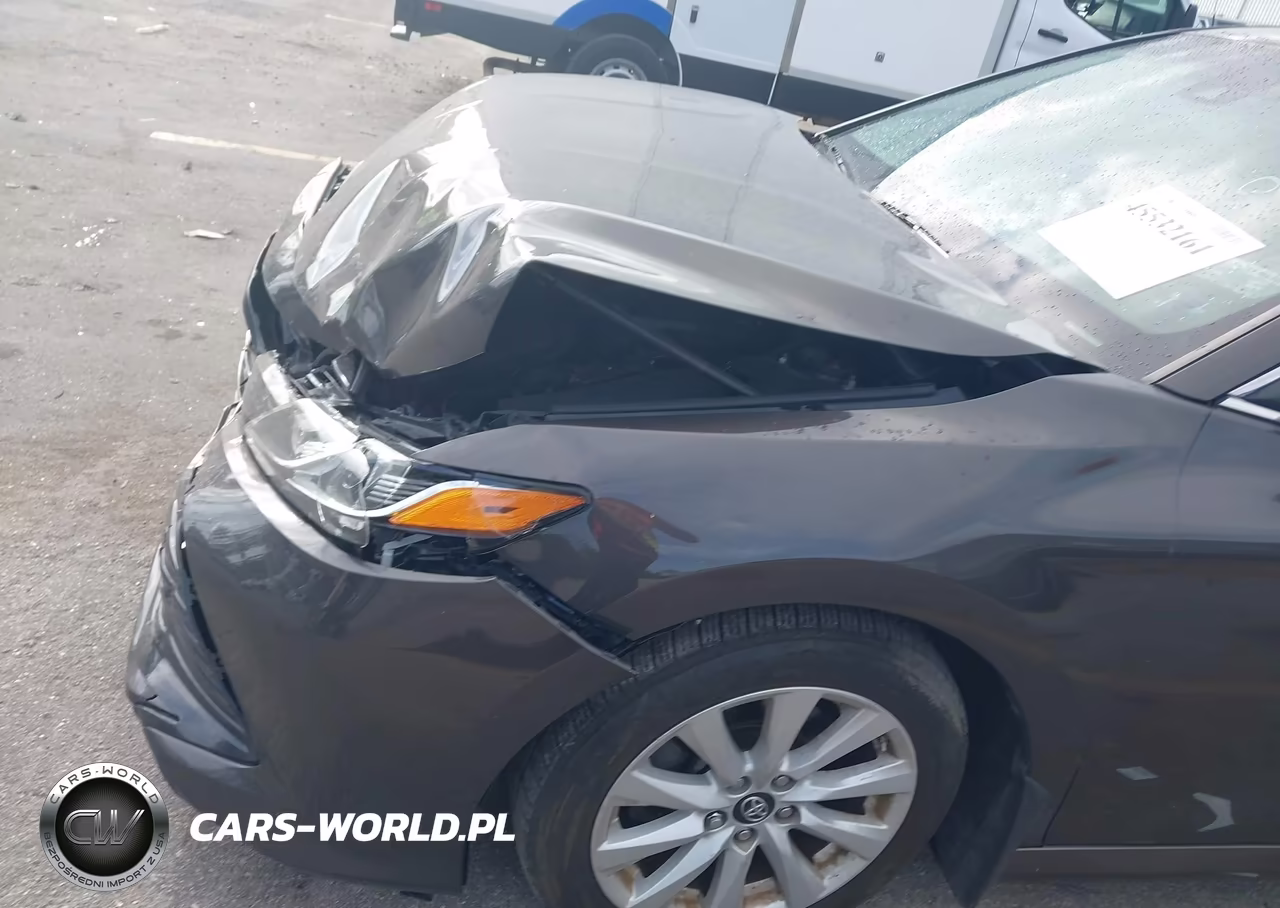 2018 Toyota Camry Le VIN:4T1B11HK4JU062573 - 6